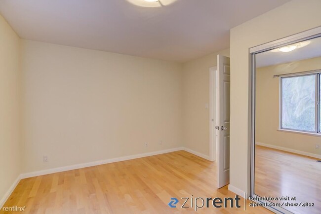 Building Photo - 3 br, 2 bath Condo - 2577 Harrison Street,...