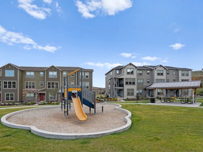 Building Photo - 1116 W Cattail Ct