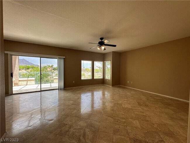 Building Photo - 10830 Amber Ridge Dr