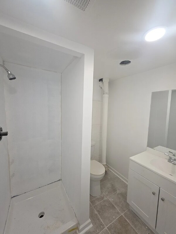 Building Photo - 22727 Rein Ave