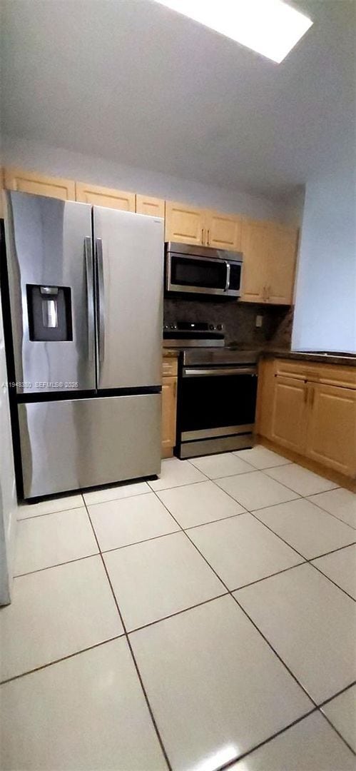 Building Photo - 14316 SW 148th Pl