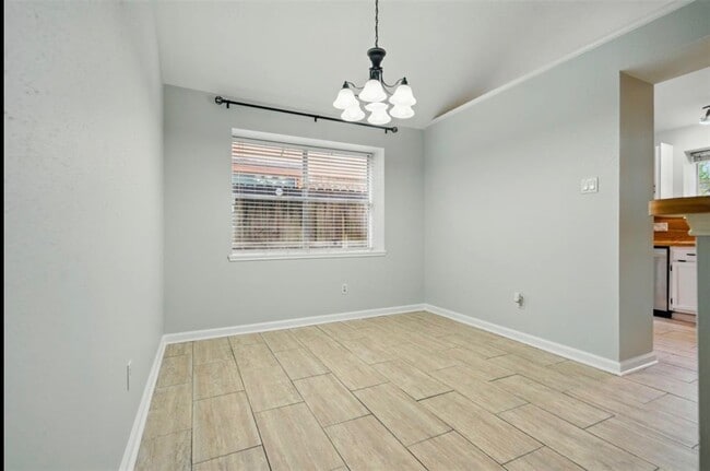 Building Photo - 14403 Wandering Wood Dr