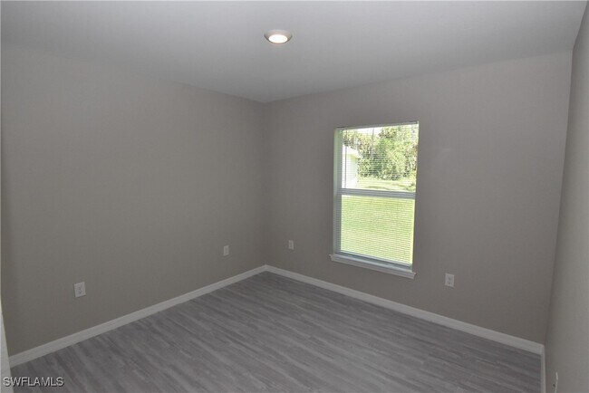 Building Photo - 2121 Firebrand Rd