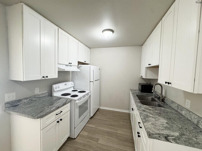 Building Photo - 1509 Trigg Ln