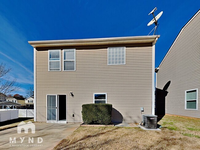 Building Photo - 918 Willow Wind Dr