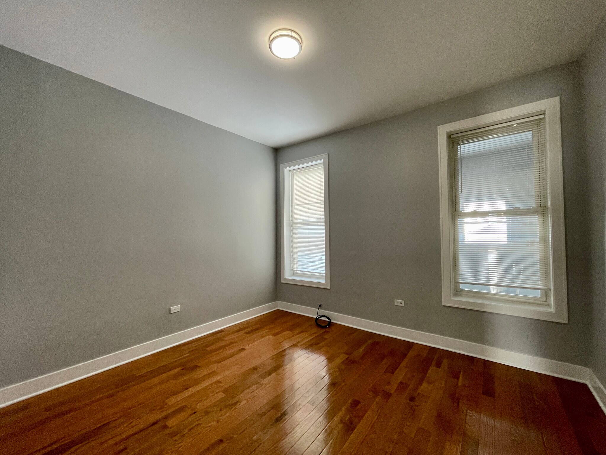 Building Photo - 4736 W Armitage Ave