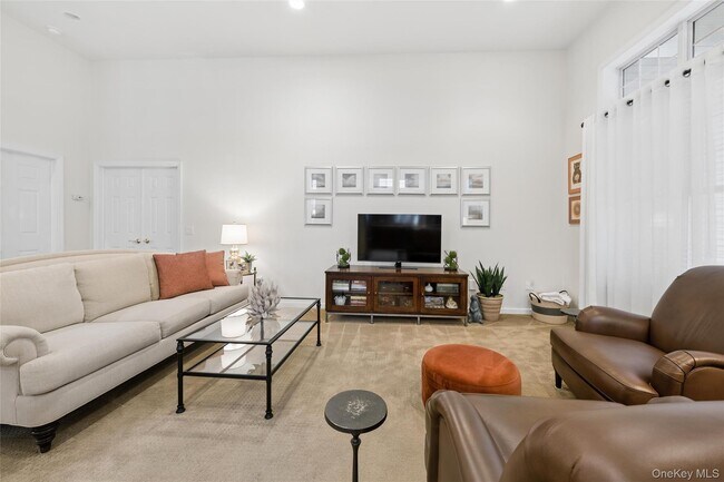 Building Photo - 228 Sonata Ct