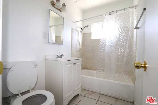 Building Photo - 8150 Sepulveda Pl