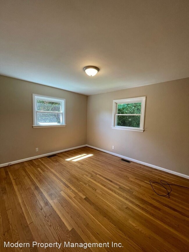 Building Photo - 3 br, 2 bath House - 398 Bradford Dr