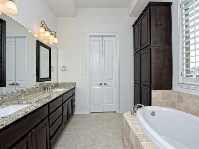 Building Photo - 300 Flintlock Dr