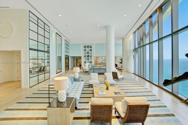 Building Photo - 15701 Collins Ave