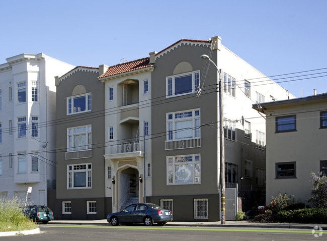 Building Photo - 450 40th St