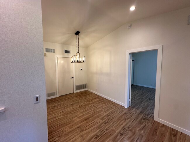 Building Photo - 7130 Woodlake Ave