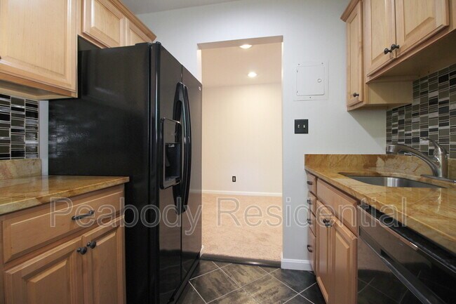 Building Photo - 2833 Kalmia Lee Ct