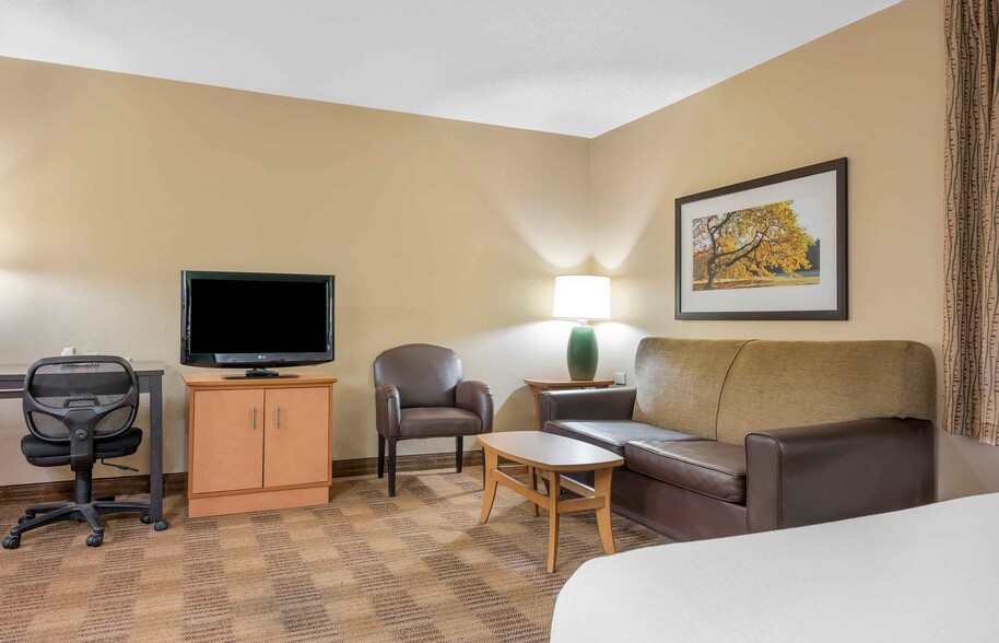 Building Photo - Furnished Studio-Pittsburgh - Airport