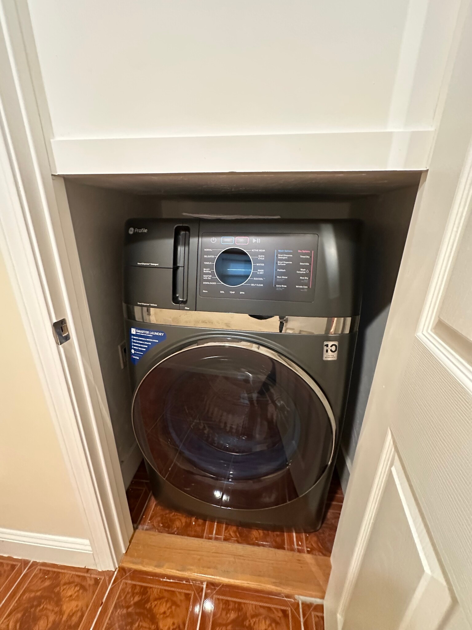 Building Photo - 191 Winthrop Rd