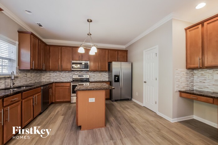 Building Photo - 5703 Parkstone Drive