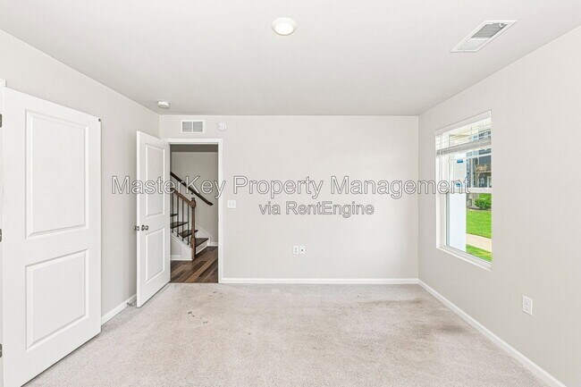 Building Photo - 3001 Brellon Ln