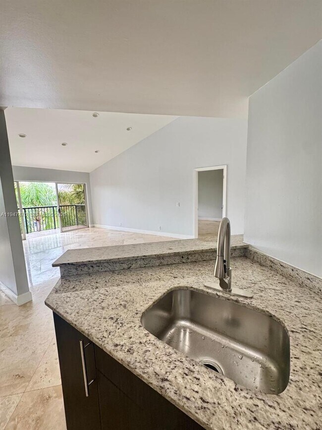 Building Photo - 8871 Wiles Rd