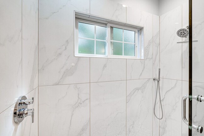 Building Photo - 5700 Winding Way