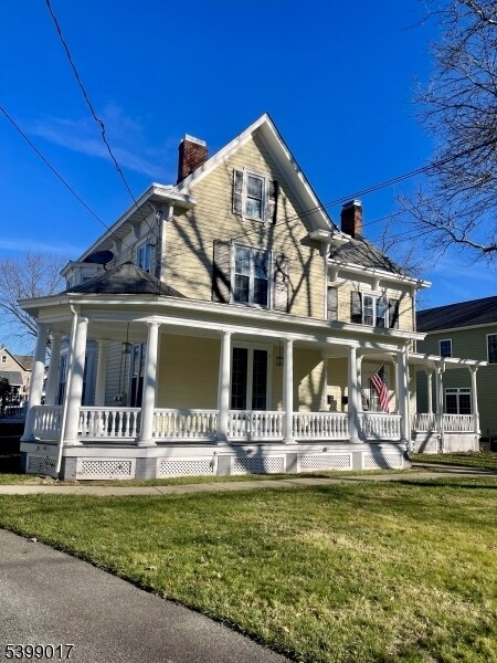 Primary Photo - 301 W Blackwell St