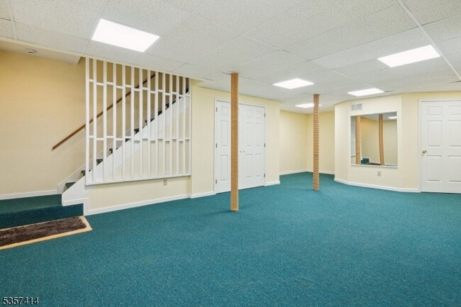 Building Photo - 12 Stone Run Rd