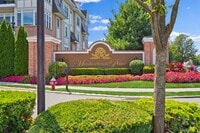 Building Photo - 336 Trotting Ln