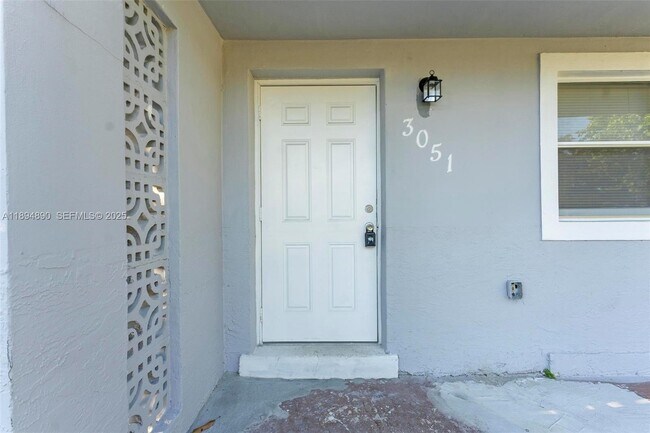 Building Photo - 3051 NW 77th St