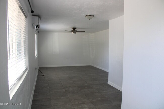 Building Photo - 147 Lindley Rd