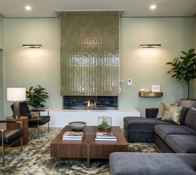 Interior Photo - The Jardin Residence