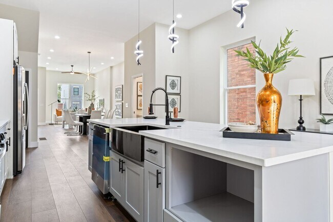 Building Photo - New construction single family home in the Grove for rent