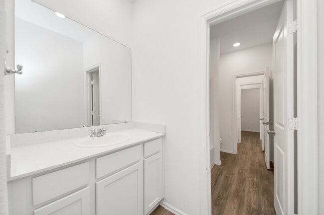 Building Photo - 7319 Bridal Ranch Dr