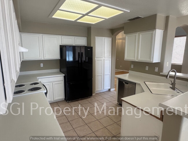 Building Photo - 3569 W Chama Dr