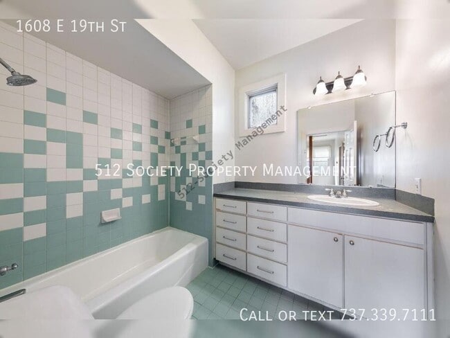 Building Photo - 1608 E 19th St