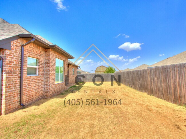 Building Photo - 4509 Desert Spring Ct