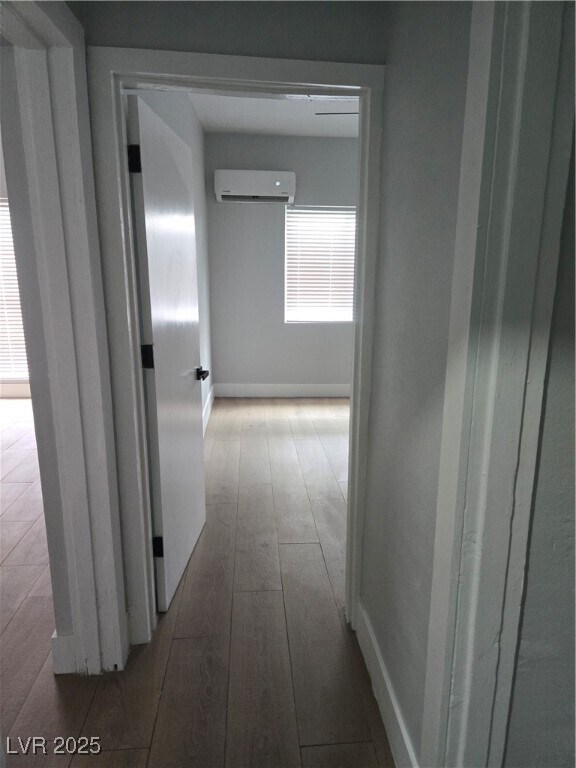 Building Photo - 1000 Lewis Ave