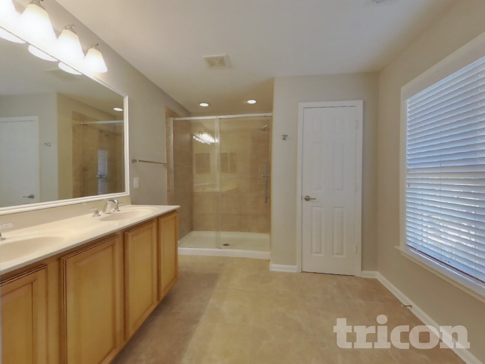 Building Photo - 241 Branch Valley Dr