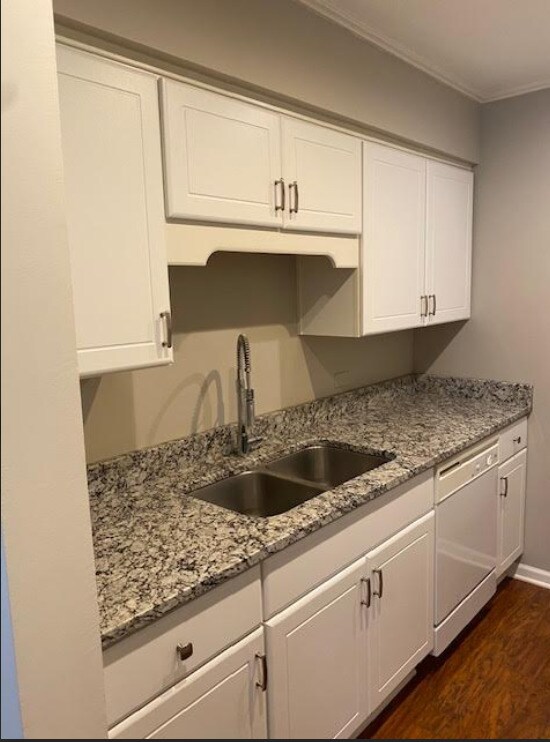 Building Photo - 6178 Knoll Ln Ct