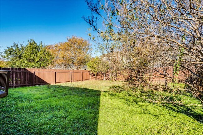 Building Photo - 1032 Doras Dr