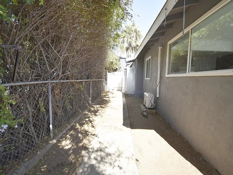 Building Photo - 824 Arcadia Pl