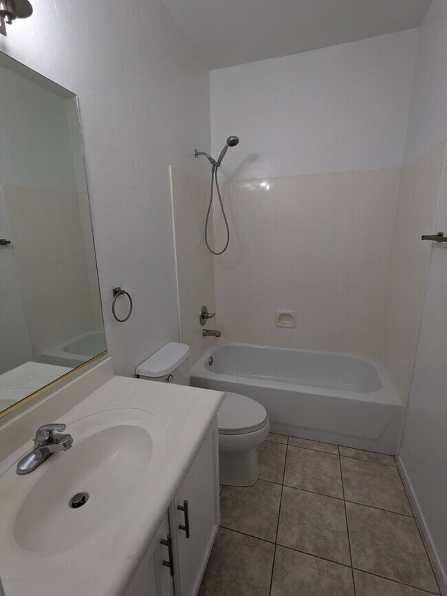 Building Photo - Rancho Sahuarita Home