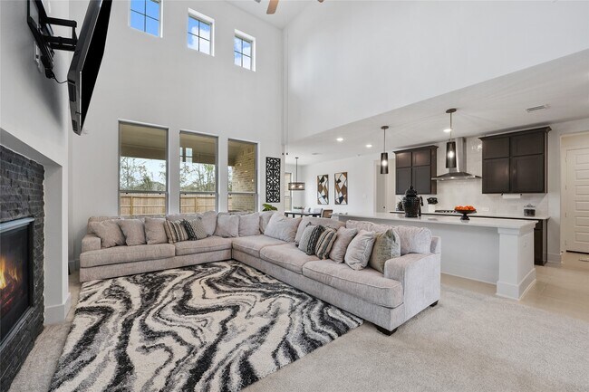 Building Photo - 23685 Silver Palm Trl