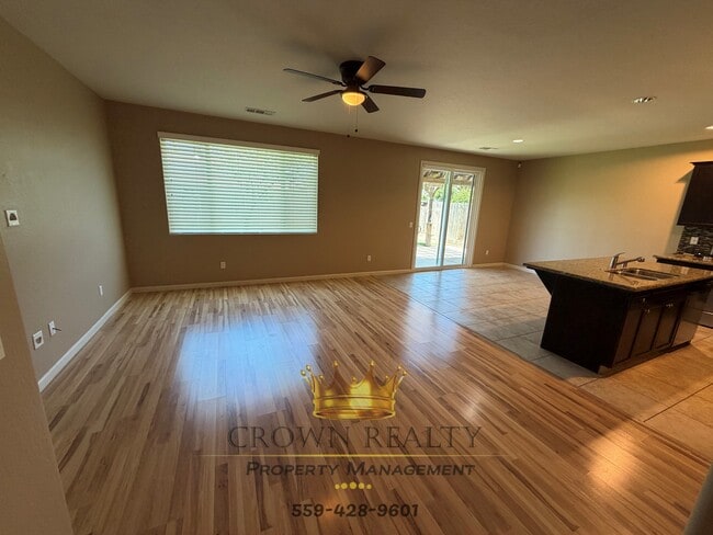 Building Photo - 6414 W Perez Ave