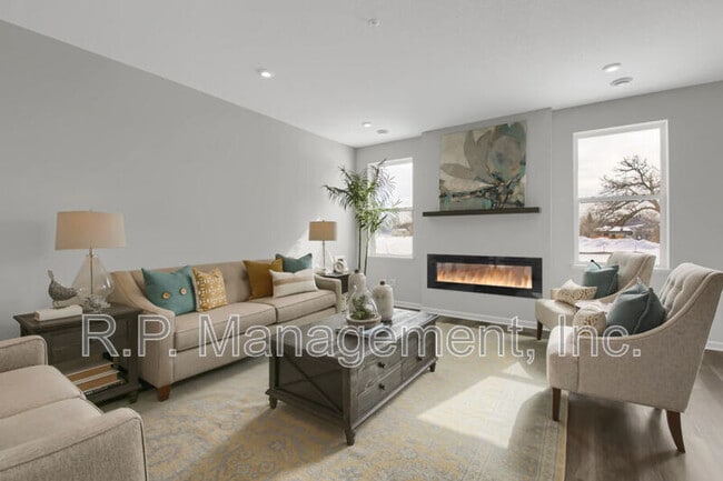 Building Photo - 20137 78th Pl