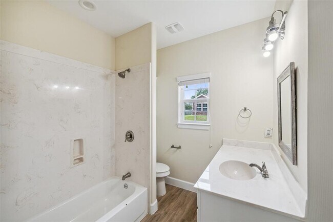 Building Photo - 14107 Overstreet Dr