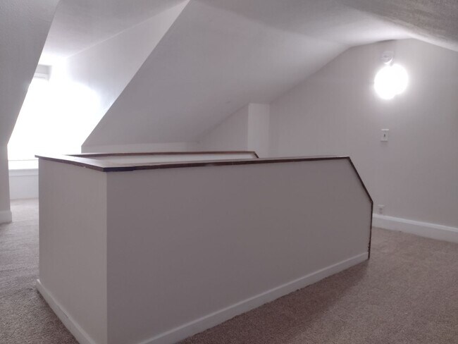Building Photo - Beautiful Home for Rent