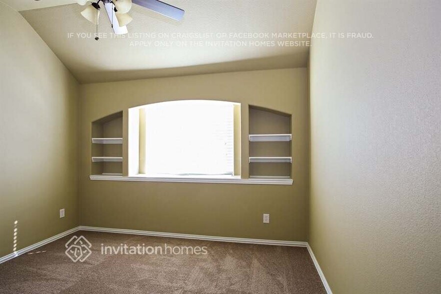 Building Photo - 1204 Litchfield Ln