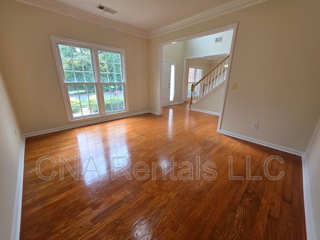 Building Photo - 1713 Paramore Pl NE