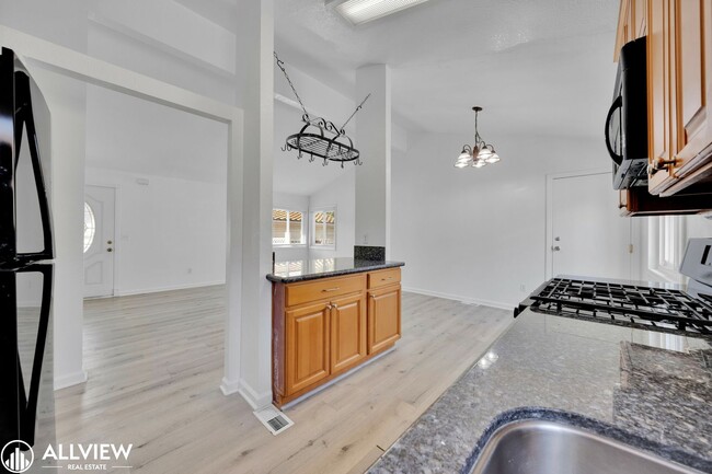 Building Photo - Charming 3-Bedroom Home in Rancho Bernardo...