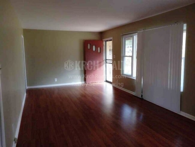 Building Photo - Lovely 3 bedroom, 2 bathroom home!